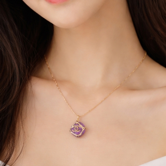 Elegant Gold and Purple Pendant Necklace - Picture 2 of 4